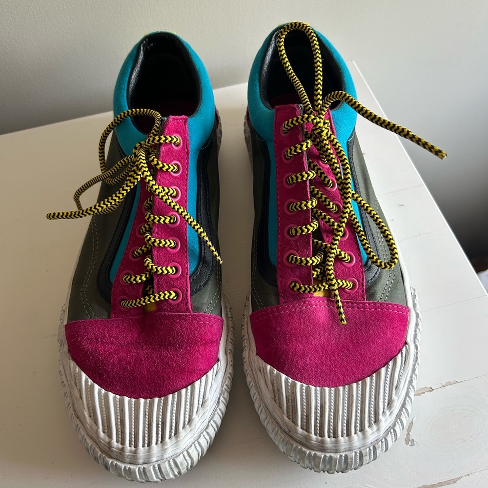 Vans Men’s Size 10 multicolored